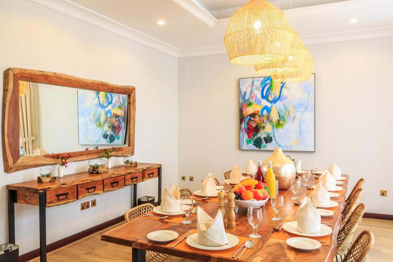The S Homes - Stunning 5 Bedrooms At The Palm Jumeirah With Private And Pool Villa Dubai