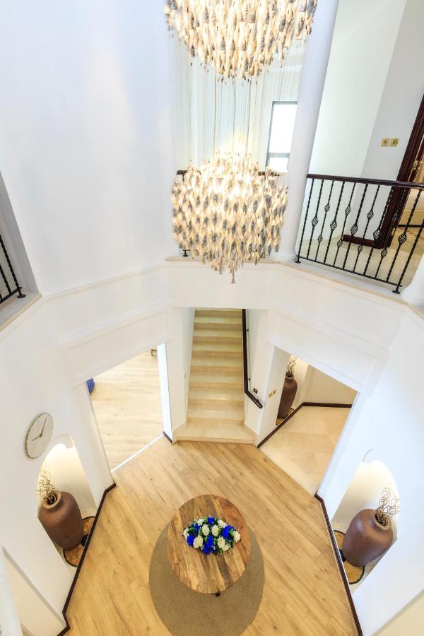 The S Homes - Stunning 5 Bedrooms At The Palm Jumeirah With Private And Pool * Dubai